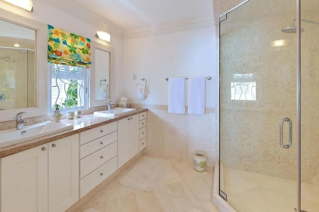 Seaside Villa In Still Fathoms, A Haven Retreat By The Sea Άγιος Ιάκωβος